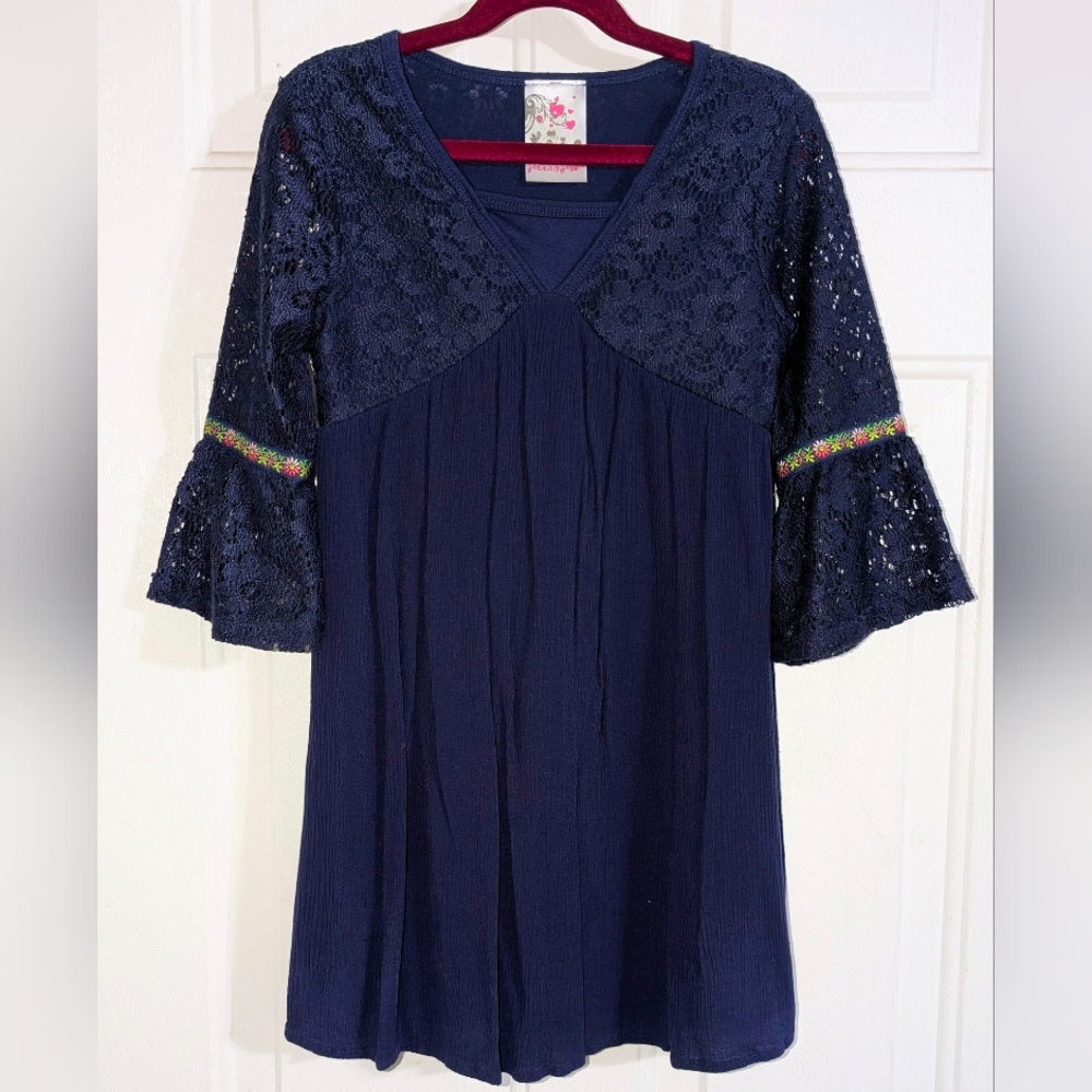 Jenna & Jessie Navy Top with Lace Sleeves -Sz 8